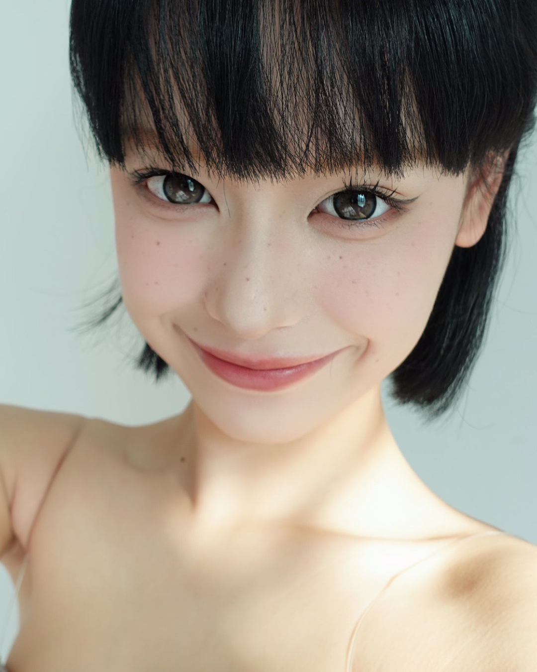 Almond Choco | 斑比杏仁 - Image 4
